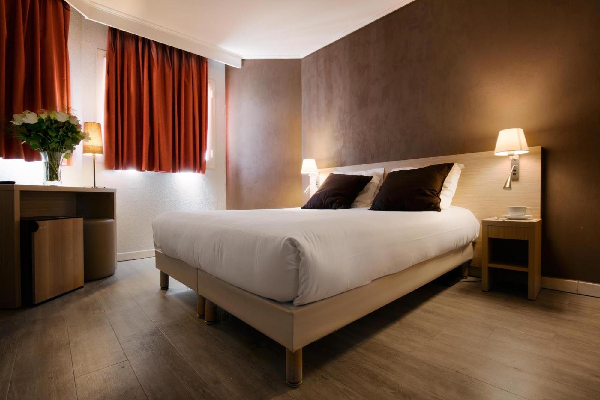 Hotel De L'Etoile アンティーブ エクステリア 写真
